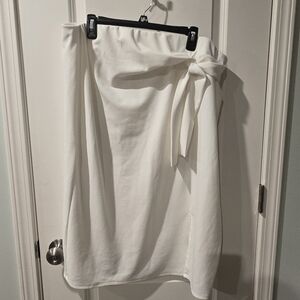 Eloquii Elegant White Skirt Size 22